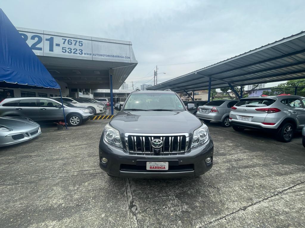 Toyota Land Cruiser Prado 2013