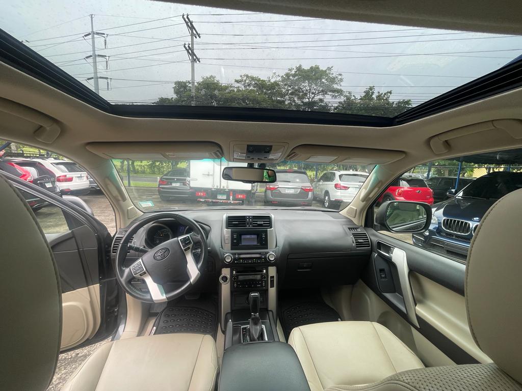 Toyota Land Cruiser Prado 2013
