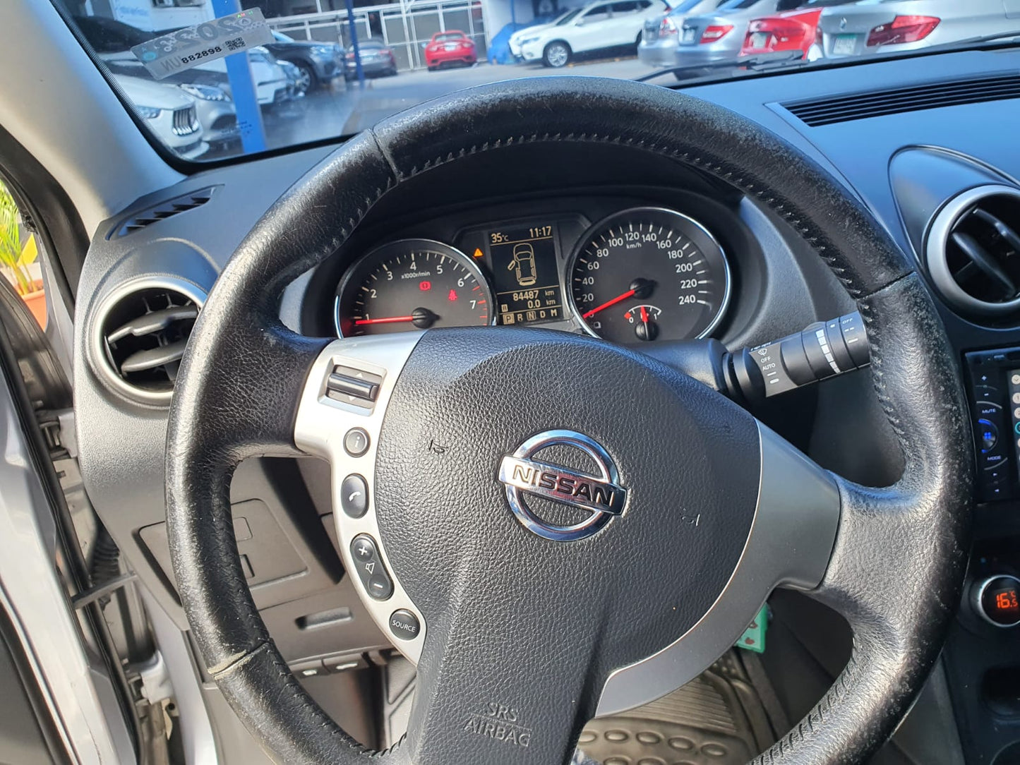 NISSAN QASQAI 2012