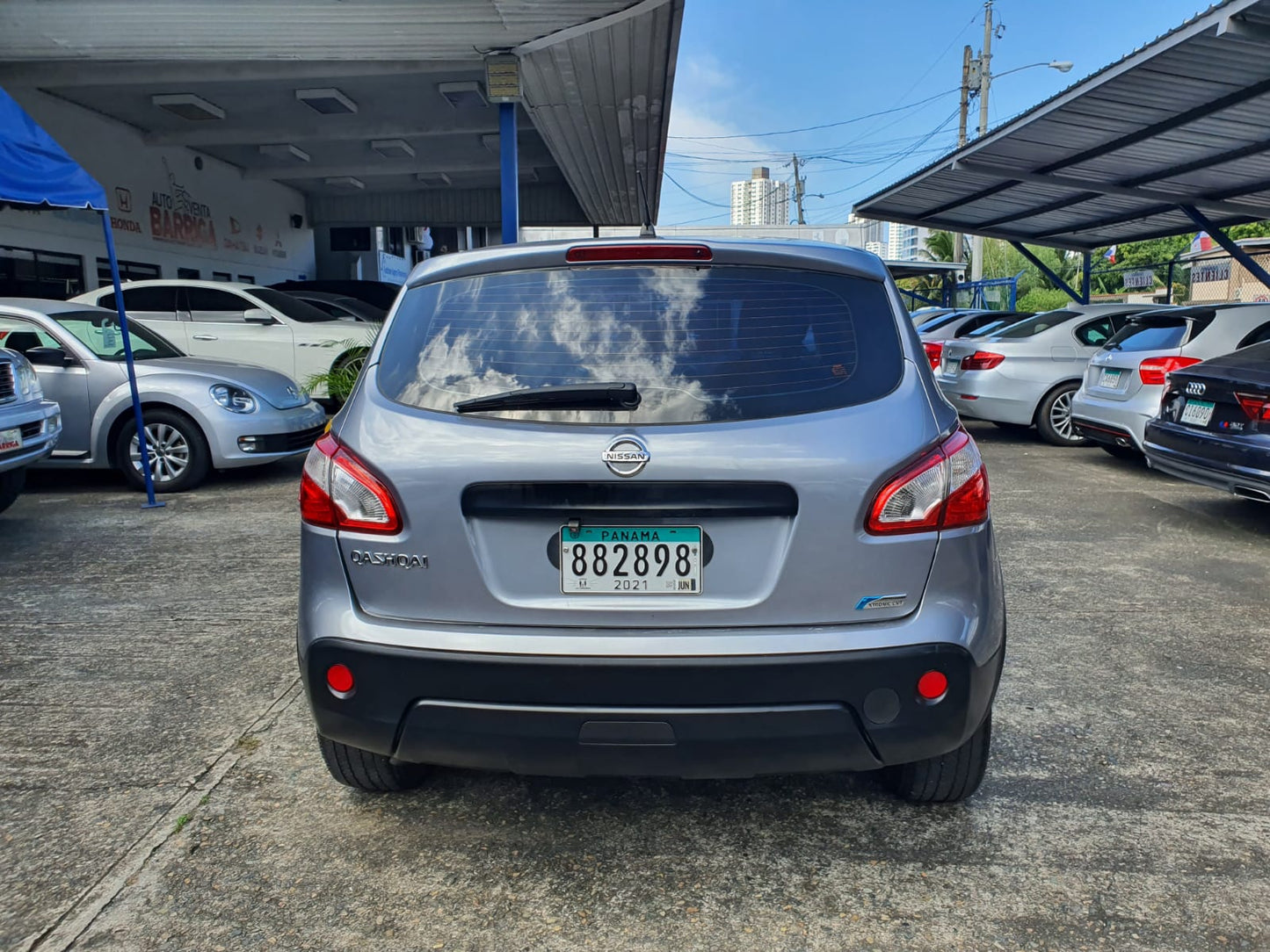 NISSAN QASQAI 2012