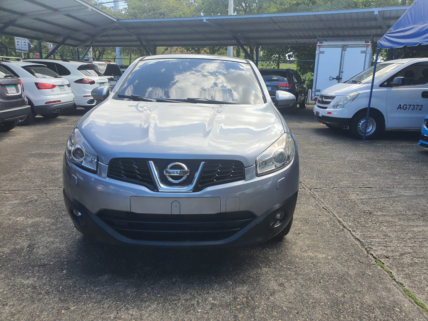 NISSAN QASQAI 2012