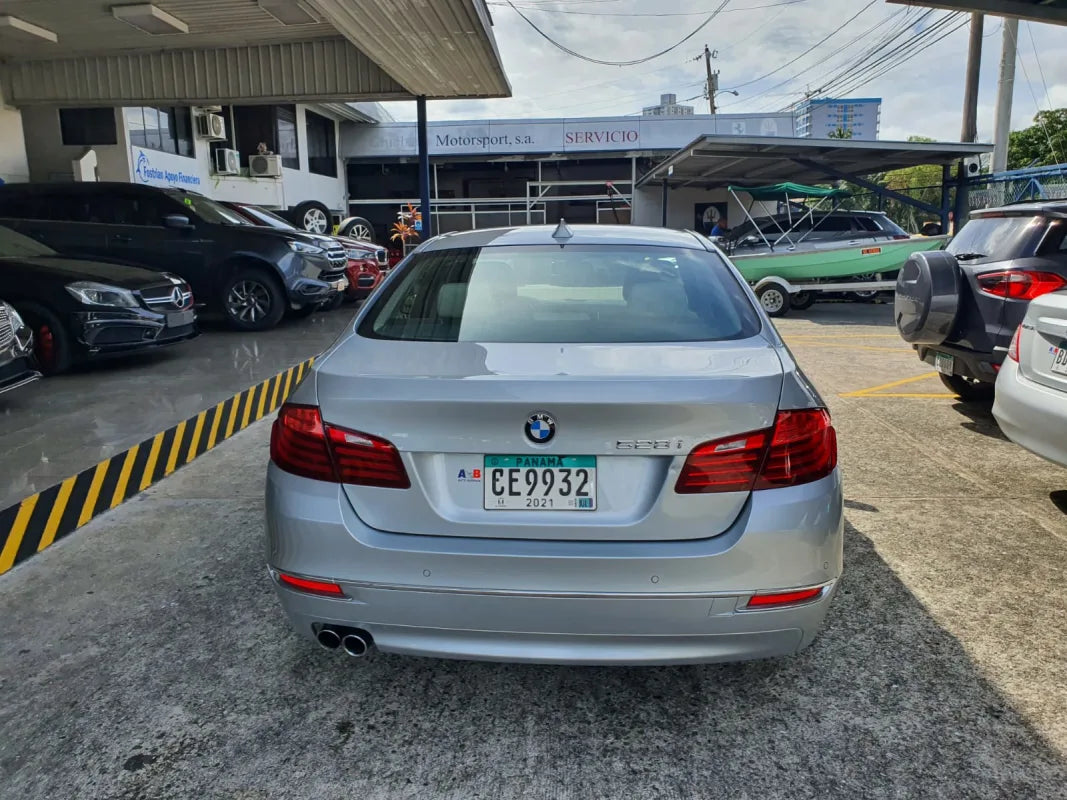 BMW 528i 2015
