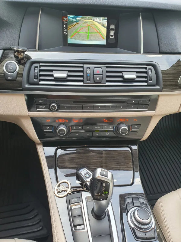 BMW 528i 2015