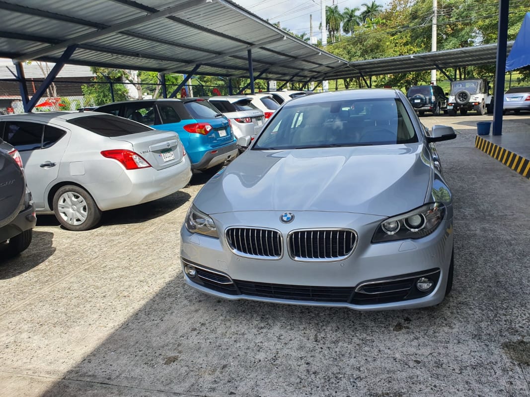 BMW 528i 2015