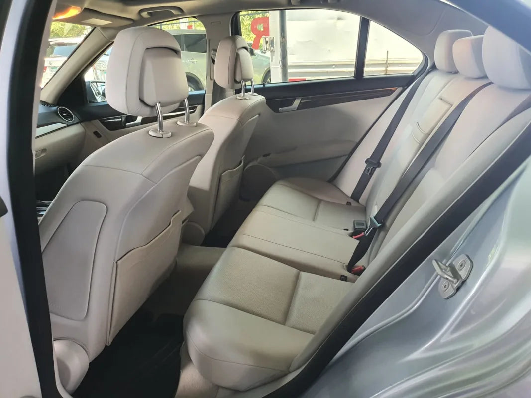 Mercedes Benz C-Class 180 2013